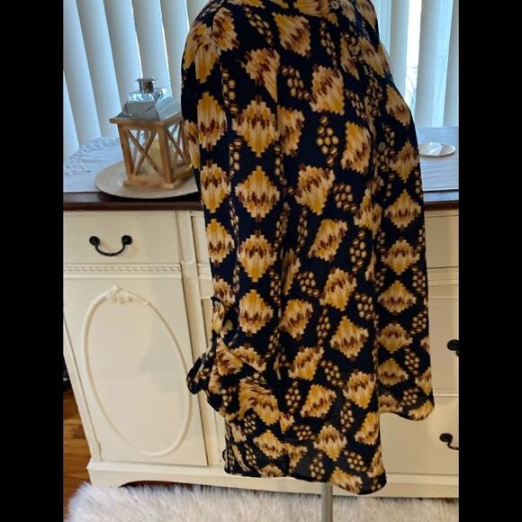 Navy & Gold Abstract Blouse XL - Picture 4 of 6